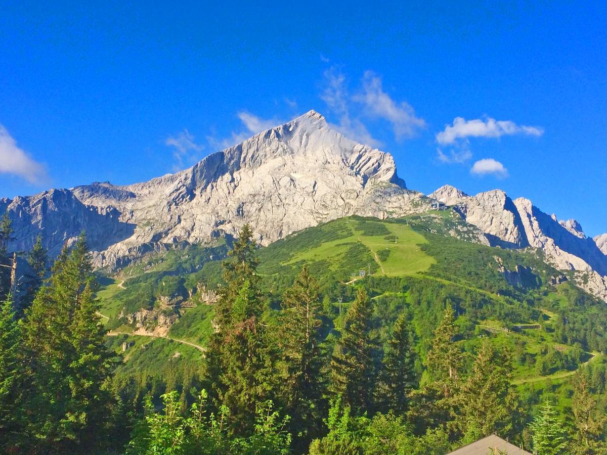 Ferienwohnung Am Kurpark -Wohnung 3,150Qm- Mit Lift Garmisch-Partenkirchen Exteriör bild